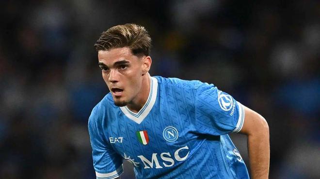 图片报：勒沃库森在关注那不勒斯的古铁雷斯